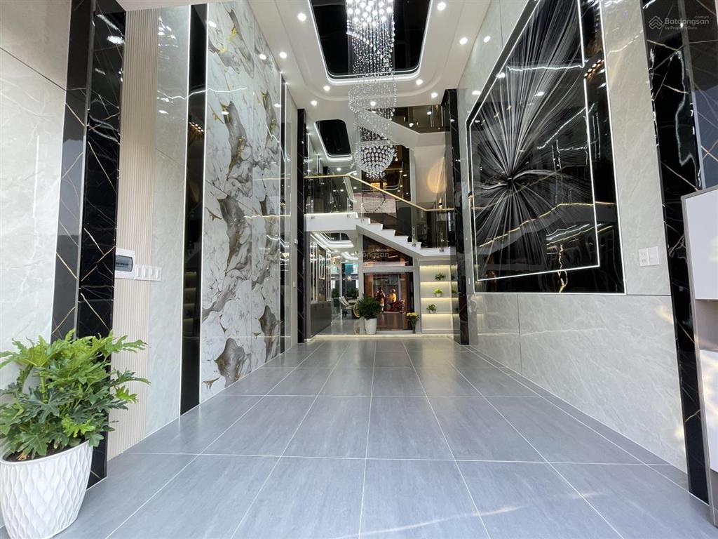 Siêu phẩm mặt tiền đường 4mx18m. xây mới có thang máy, cách chợ ~100m, khu kinh doanh sầm uất