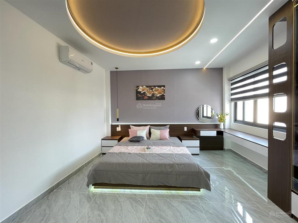 Siêu phẩm nhà phố xây mới 4m2 nở hậu 5m2. cn 82m2. vị trí đẹp. có ô chờ thang máy