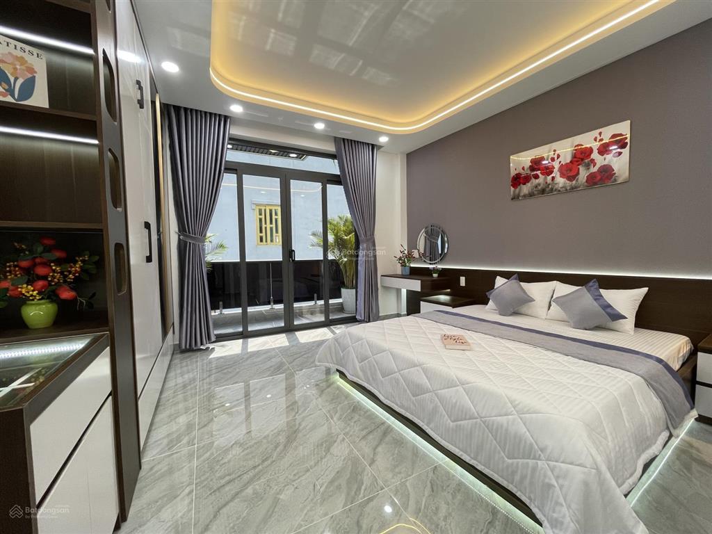 Siêu phẩm nhà phố xây mới 4m2 nở hậu 5m2. cn 82m2. vị trí đẹp. có ô chờ thang máy