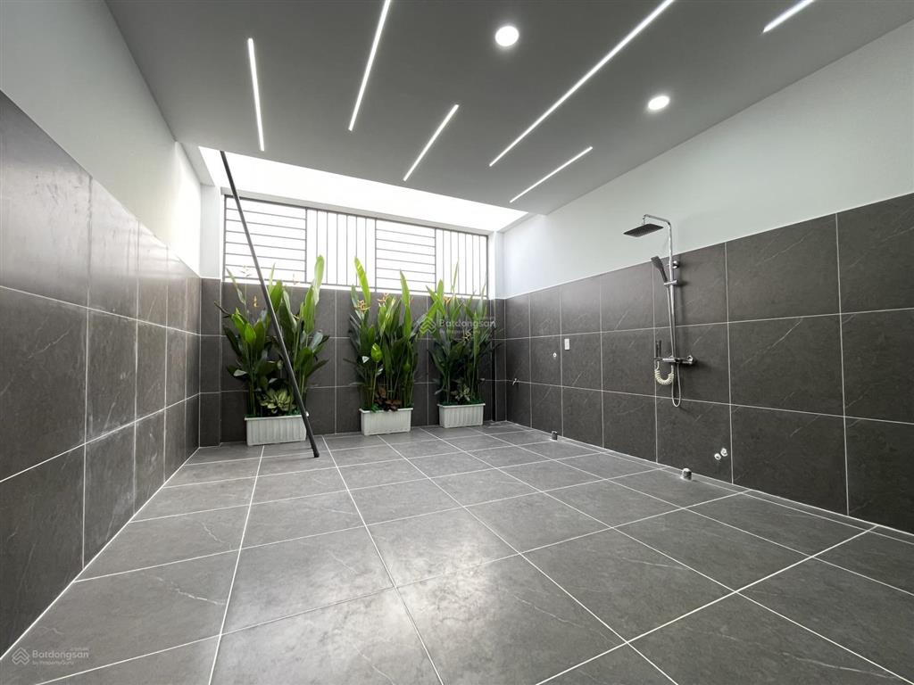 Nhà phố 4 tầng xây mới, hẻm nhựa 14m, khu vip thới an 16, q.12