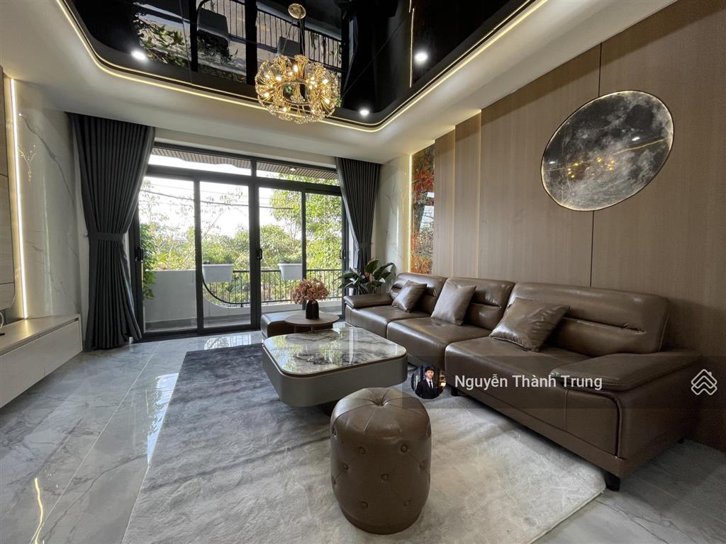 Siêu phẩm luxury có thang máy. thiết kế độc bản. mặt tiền nhánh view kênh tl37