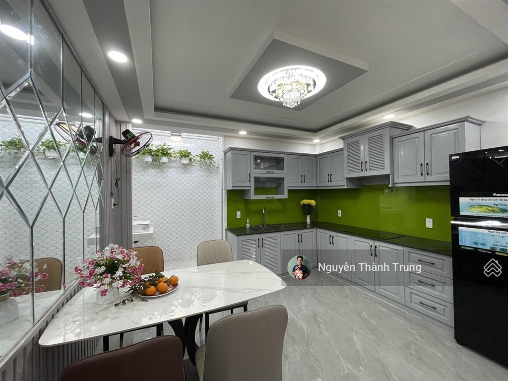 Nhà phố 1/ hẻm 9m. khu nhà lầu đồng bộ đẹp vip nhất tuyến tth07. vị trí đẹp giáp quận gò vấp.