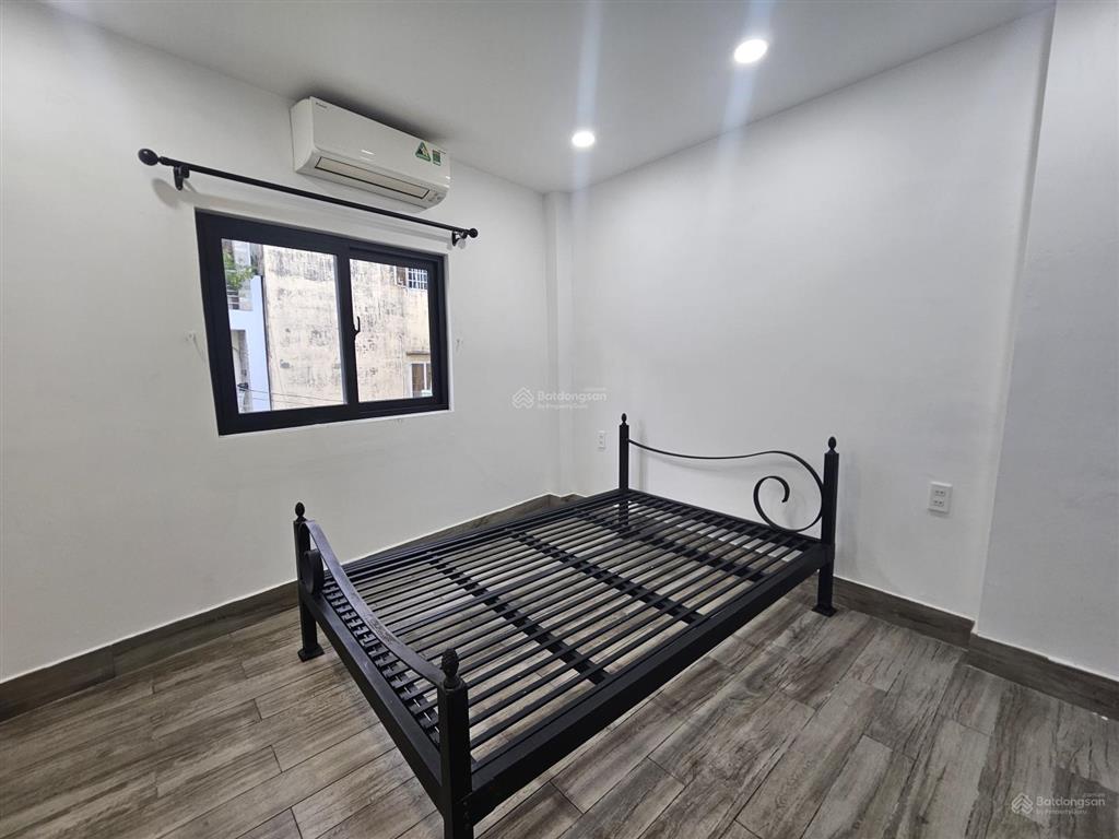 Chỉ 32,000,000/tháng  chính chủ cho thuê nhà nguyên căn đường nguyễn văn nguyễn, p. tân định, q.1
