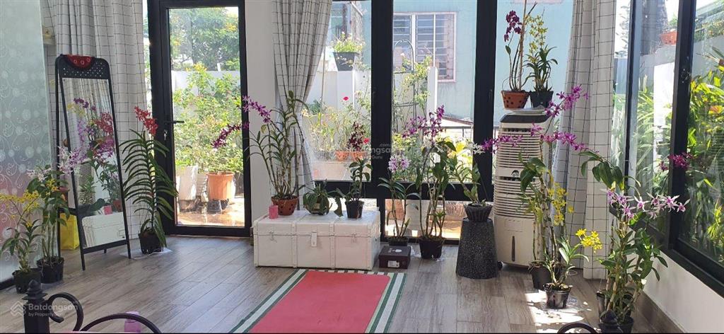 Chỉ 32,000,000/tháng  chính chủ cho thuê nhà nguyên căn đường nguyễn văn nguyễn, p. tân định, q.1