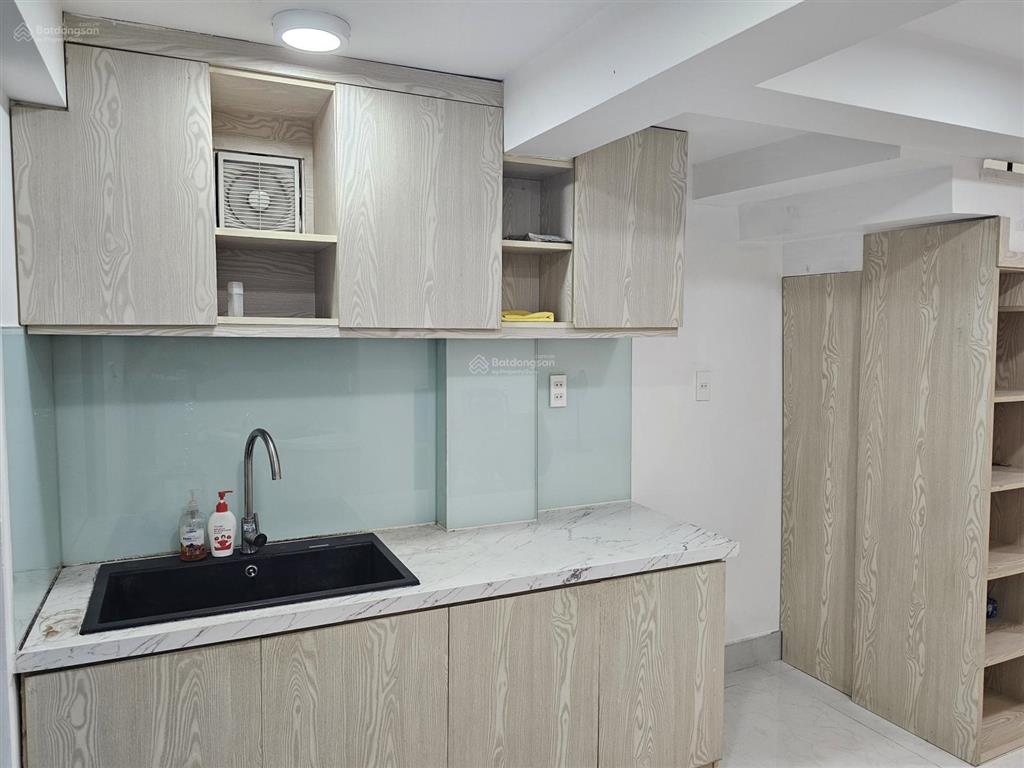 Chỉ 32,000,000/tháng  chính chủ cho thuê nhà nguyên căn đường nguyễn văn nguyễn, p. tân định, q.1