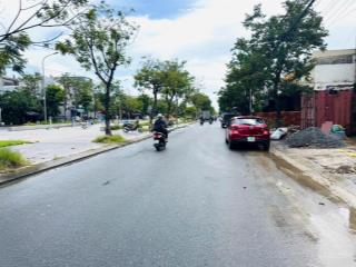 Bán 2 lô liền kề mt đường bắc sơn , viêw công viên , đối diện là trường học , 200m2  gần bến xe