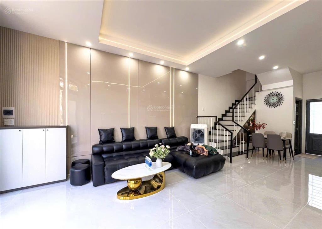 Bán nhà mặt phố thái thị bôi, 8,9 tỷ, 50m2, 3pn, 4wc, chính chủ!