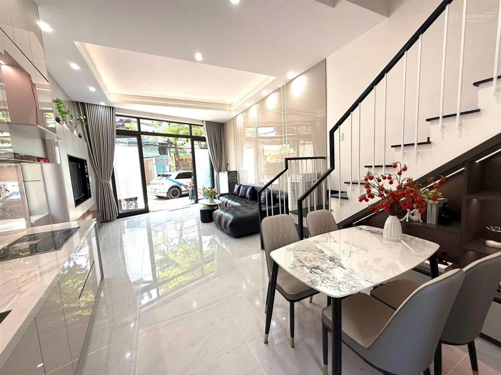 Bán nhà mặt phố thái thị bôi, 8,9 tỷ, 50m2, 3pn, 4wc, chính chủ!