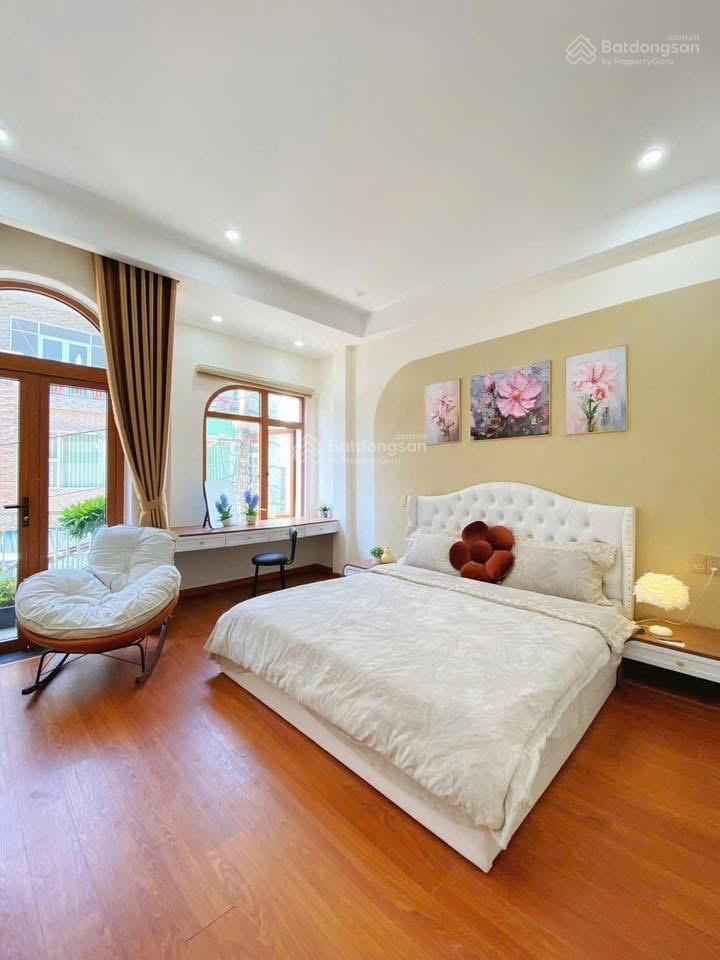 Nhà mt gần bãi biển khu vực thanh khê, 3 tầng full nội thất, mt đường phú lộc 11