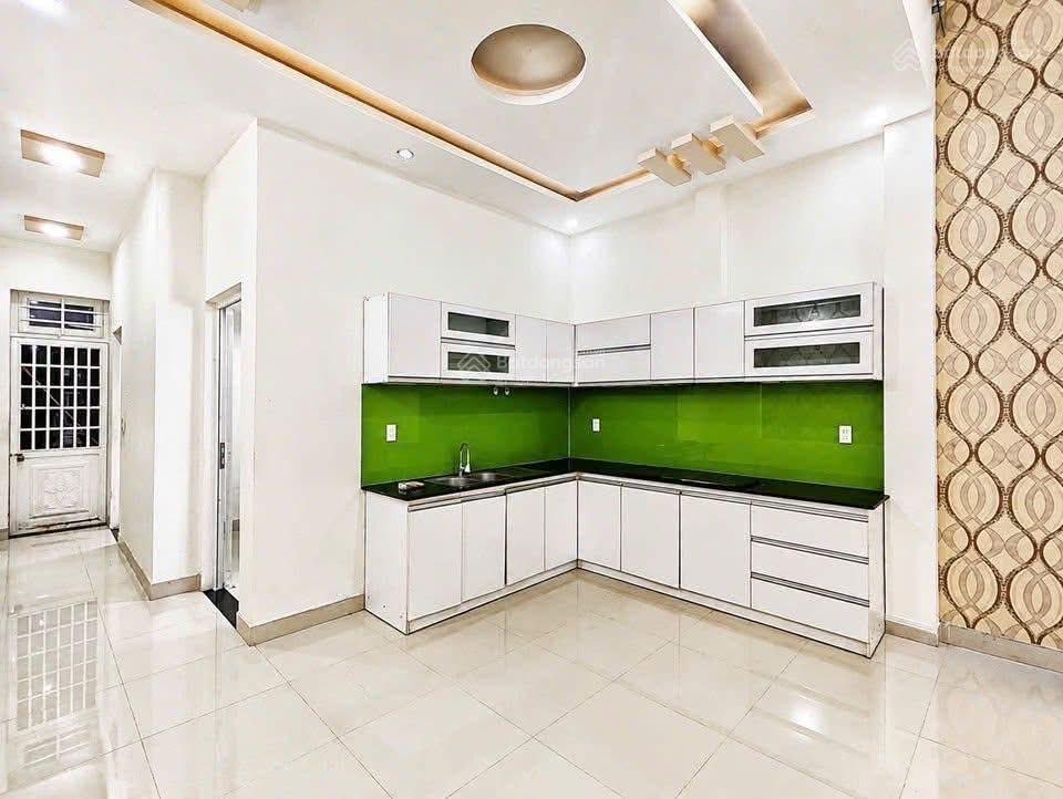 Nhà 3 tầng mt đường 5m5 gần biển  đường hoà minh 21  giá siêu rẻ