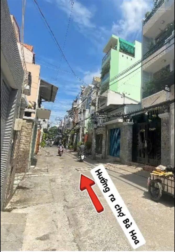 Bán nhà riêng tại 04 quảng hiền, 16,5 tỷ, 111m2, view đẹp, giá cực chất