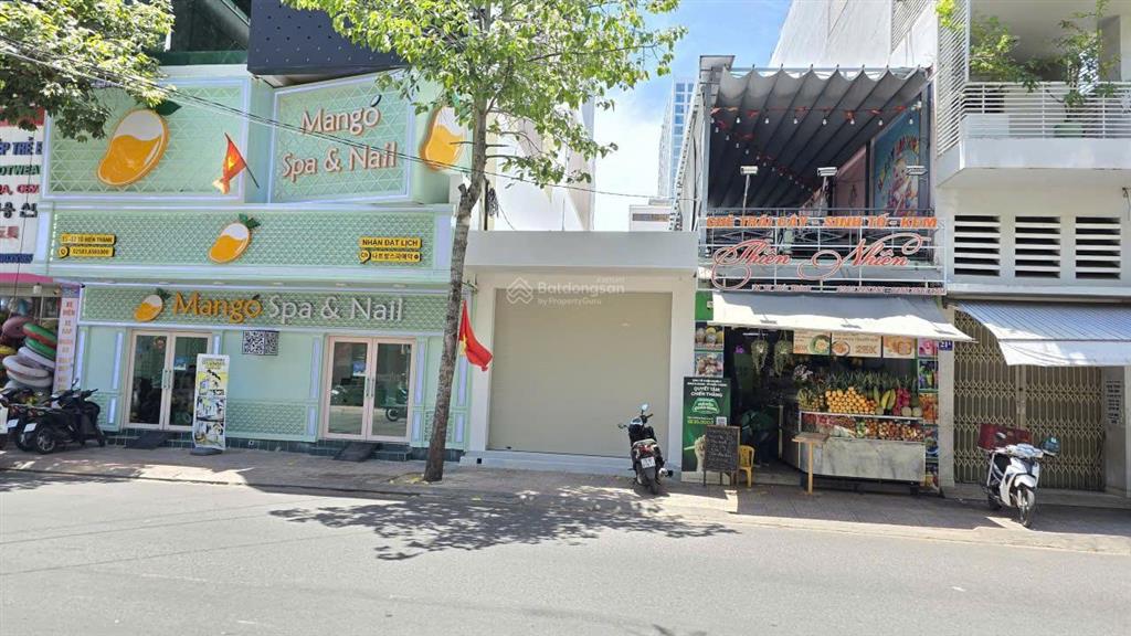 Cho thuê nhà nguyên căn mặt tiền phố hàn  nha trang  đường tô hiến thành  giá 70 triệu