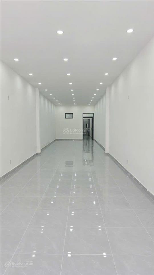 Cho thuê nhà nguyên căn mặt tiền phố hàn  nha trang  đường tô hiến thành  giá 70 triệu