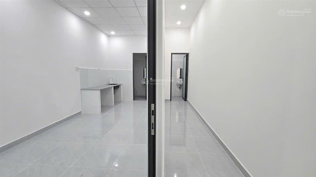 Cho thuê nhà nguyên căn mặt tiền phố hàn  nha trang  đường tô hiến thành  giá 70 triệu