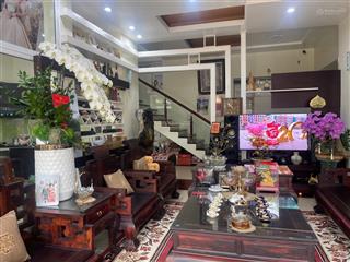 Bán biệt thự 3.5 tầng đường hai bà trưng suối hoa, tp bắc ninh