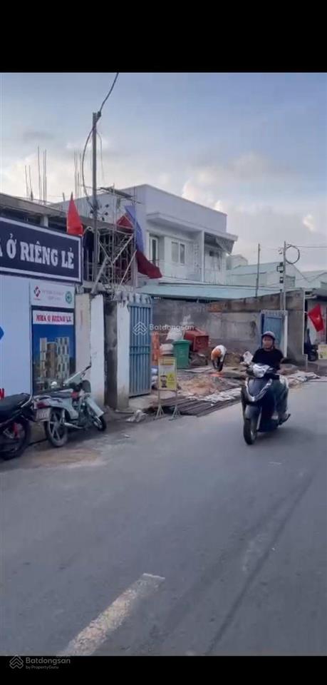 Đất mặt tiền đường 240 hiệp thành 13, quận 12  81,6m2  giá tốt