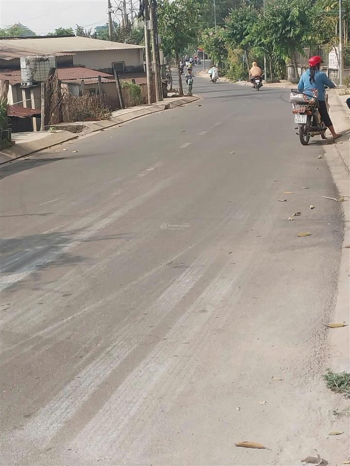 Nhà mặt tiền đường huỳnh thị mài  tân hiệp  hóc môn  giá tốt