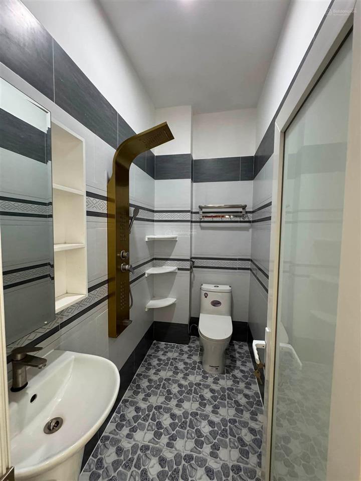 Bán nhà riêng 6pn, 6wc, 61,3m2 tại hiệp thành 13, 6,85 tỷ vnd