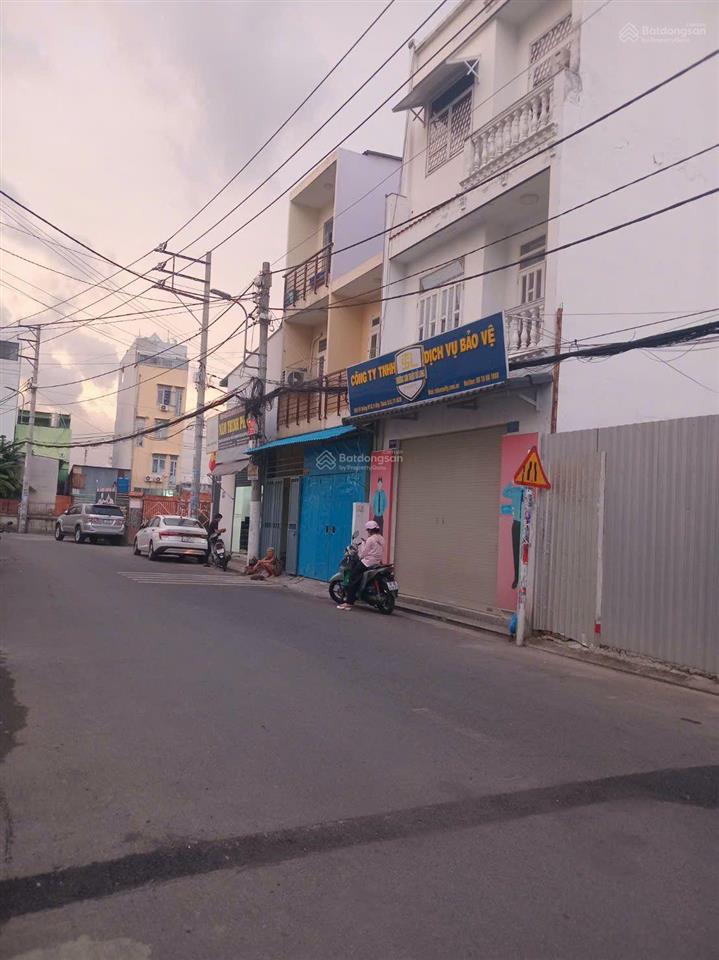 Đất mặt tiền đường 240 hiệp thành 13, quận 12  giá tốt