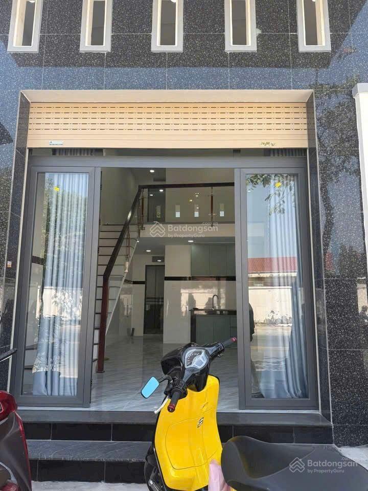 Nhà mặt tiền đường lê lợi  hóc môn  giá tốt