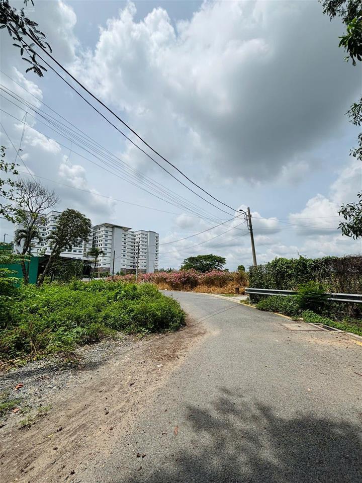 Đất thổ cư kdc hxh 7m đường lê thị tam  vị trí đẹp.