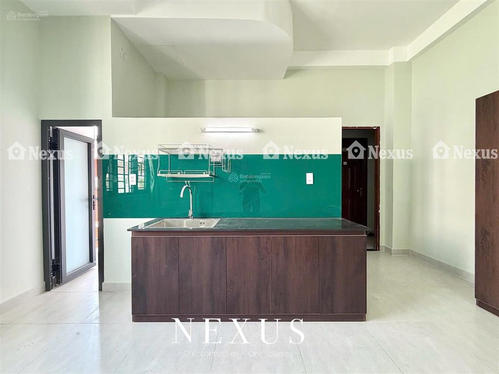 Căn hộ 32m2  mới 100%  đầy đủ nội thất  ngay gần học viện hàng không / etown cộng hoà / k300