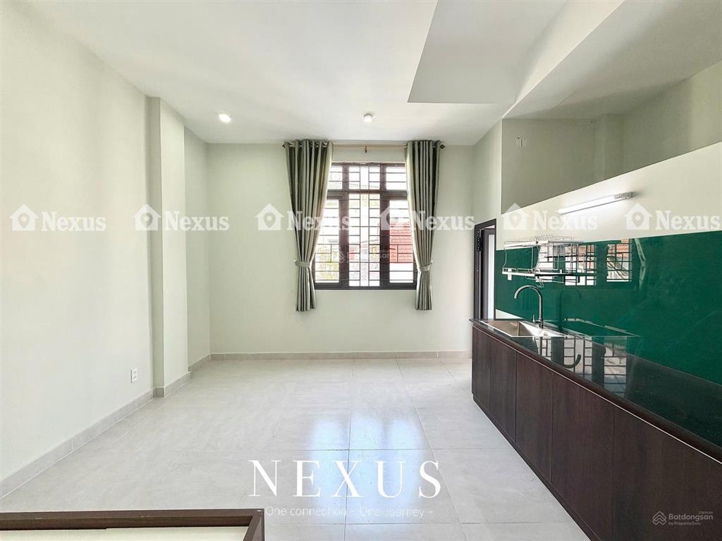 Căn hộ 32m2  mới 100%  đầy đủ nội thất  ngay gần học viện hàng không / etown cộng hoà / k300