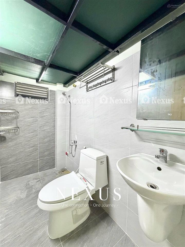 Căn hộ 32m2  mới 100%  đầy đủ nội thất  ngay gần học viện hàng không / etown cộng hoà / k300