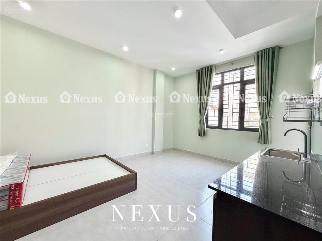 Căn hộ 32m2  mới 100%  đầy đủ nội thất  ngay gần học viện hàng không / etown cộng hoà / k300