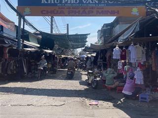 Chủ bán gấp giảm giá mạnh, tổng giảm 3.6 tỷ.
nhà nát 2 tầng bình đông p14 q8, 188m2, 8.9 tỷ