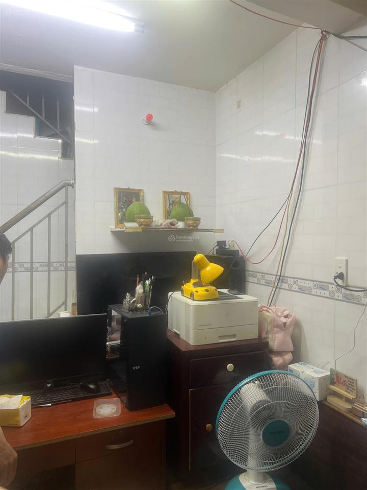 Chính chủ cần bán nhà 2 mặt tiền trước sau, không lộ giới không quy hoạch, 29.7m2 2 tầng hoàn công