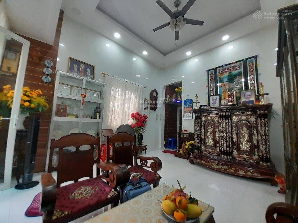 Nhà cao xuân dục  gần cầu chà và q5  vào ơ ngay  hẻm thông  132m2  2 tầng 7pn  7wc  7.9 tỷ