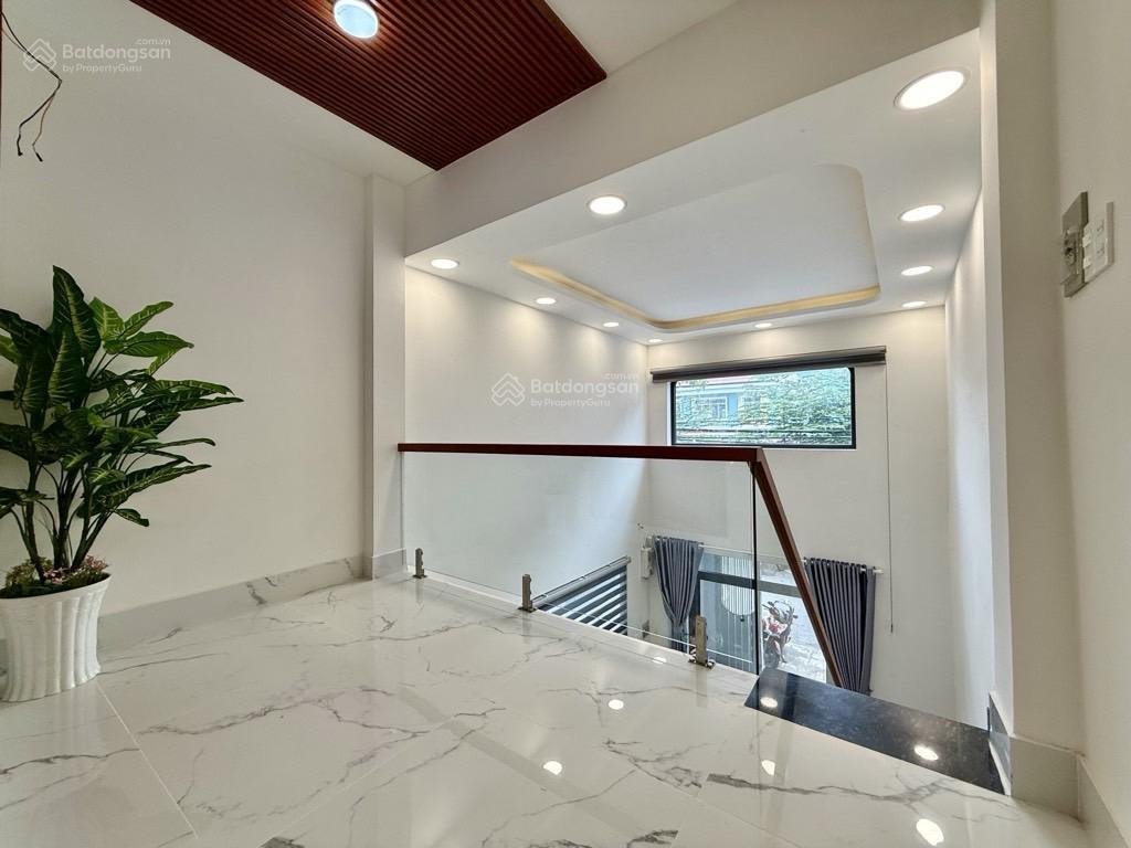 Mtkd dương bá trạc  sát quận  mới 100% full nội thất  lô góc full nội thất  60m2  8.3 tỷ