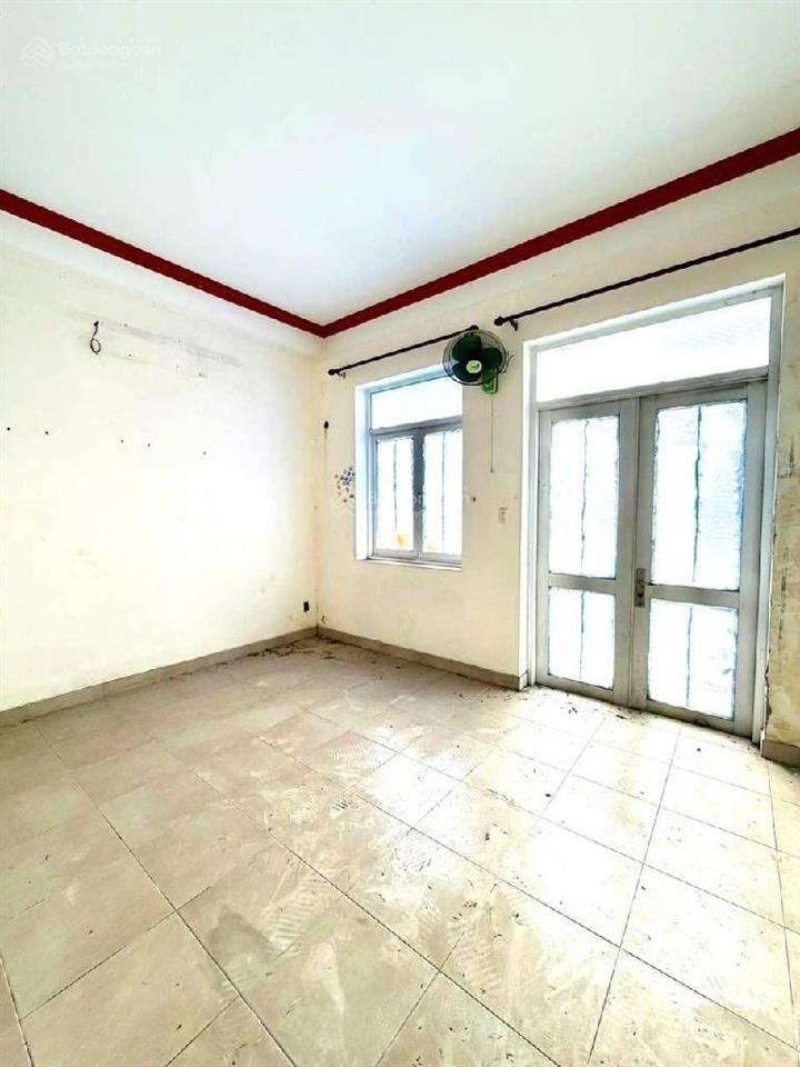 Bán chdv gần trần nguyên hãn p13 q8, dtsd 286m2 nở hậu, 5 tầng, hoàn công, 8.2 tỷ tl