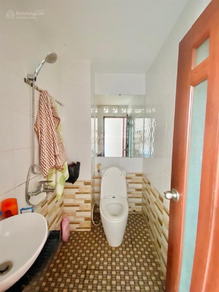 Căn góc 2 mt kinh doanh  view bờ sông cực chill  gần cầu chà và q.8  63m  4 tầng  nhỉnh 8 tỷ.