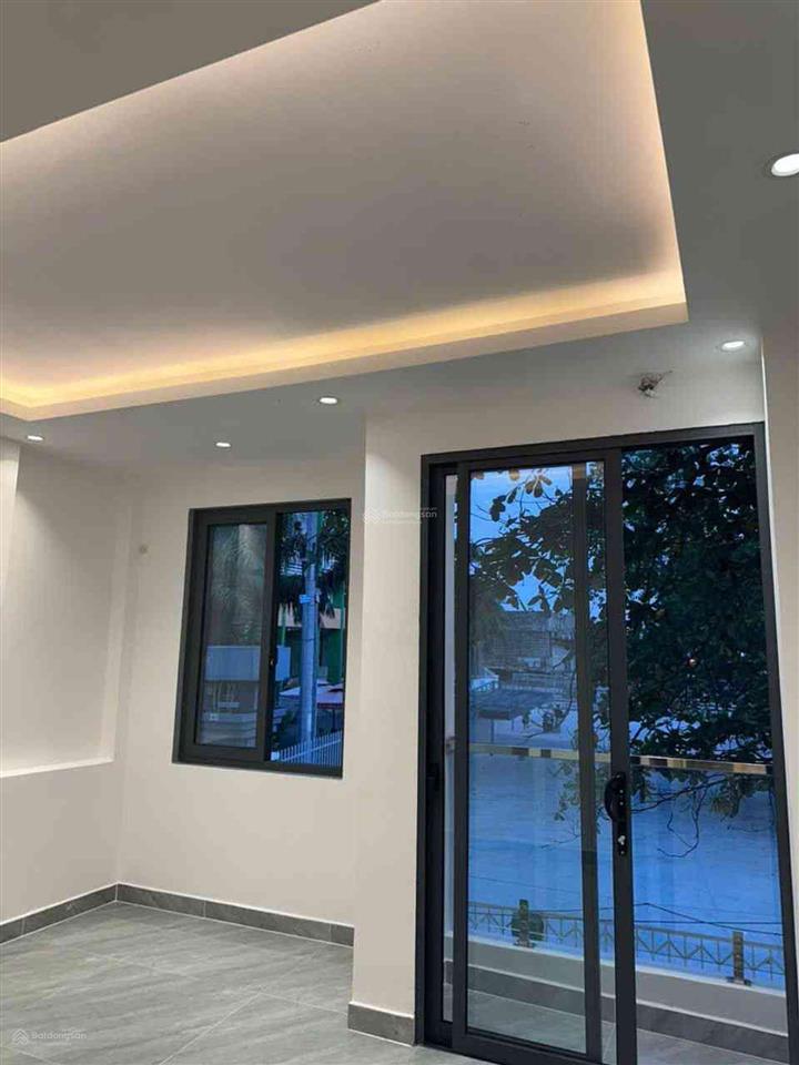 Nhà mới đẹp lung linh, mặt tiền đường số 18 p4 q8  bên hông trường học  4.3x9.5m  5.95 tỷtl