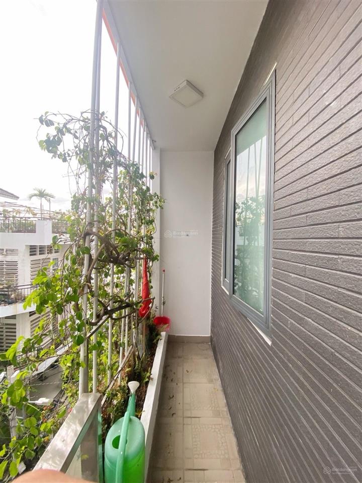 Chỉ 8,5 tỷ sở hữu nhà 5 tầng hoàn công 4x13m nở hậu hẻm xe hơi âu dương lân p3 q8.