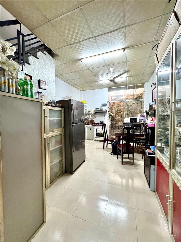 Bán nhà dương bá trạc q8  4x16m  2 tầng hoàn công  6.3 tỷ