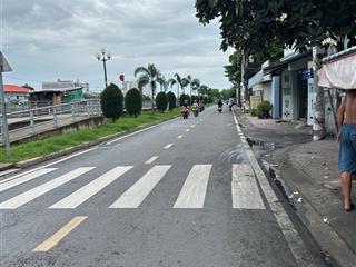 Nhà chính chủ 1 đời  cần bán gấp nhà mặt tiền phú định quận 8  thuận tiện kinh doanh ở  7x15m.