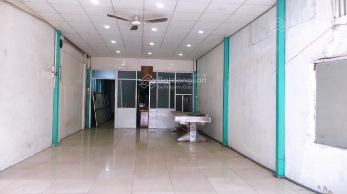 Hàng giá đầu tư
mặt tiền kinh doanh hoài thanh p14 q8  5.7x21m nở hậu  7.9 tỷ tl