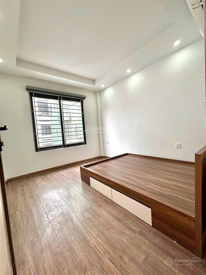 Nhà mới ngõ nông, 2 thoáng trước sau, gần ô tô, 37m2, 4 tầng, chỉ 6.35 tỷ