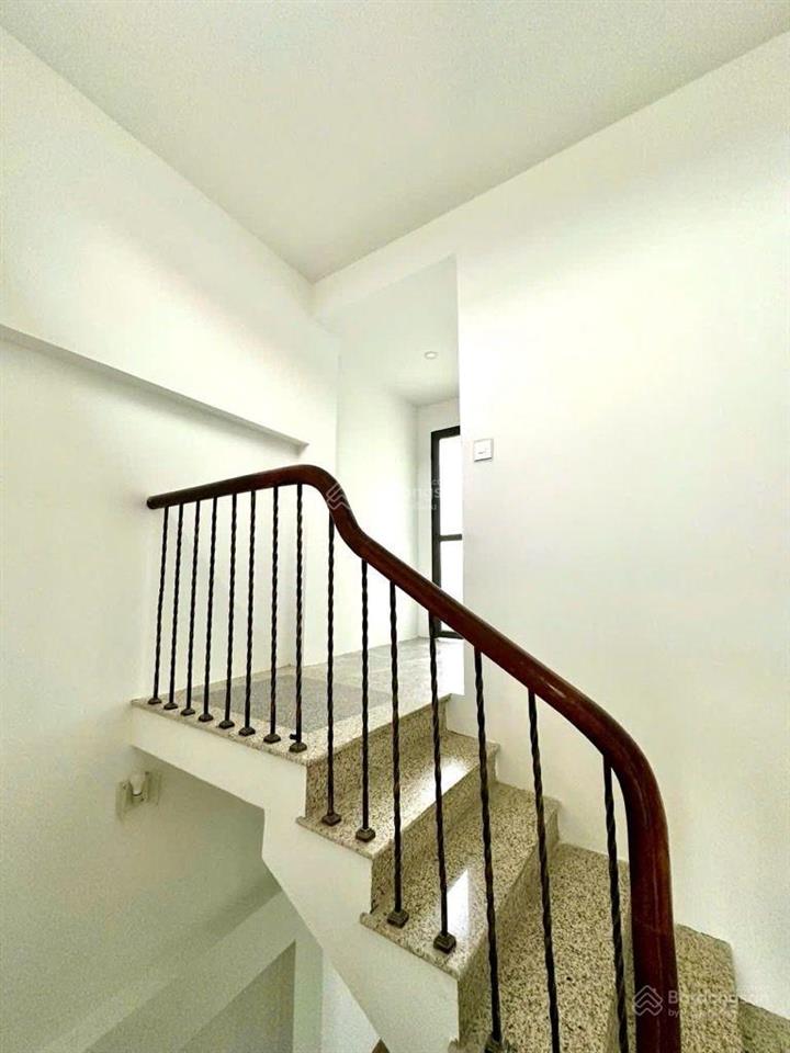 Nhà mới ngõ nông, 2 thoáng trước sau, gần ô tô, 37m2, 4 tầng, chỉ 6.35 tỷ