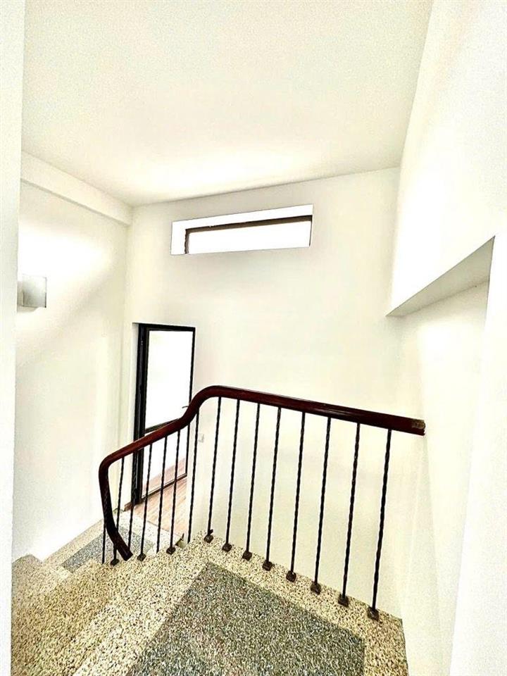 Nhà mới ngõ nông, 2 thoáng trước sau, gần ô tô, 37m2, 4 tầng, chỉ 6.35 tỷ