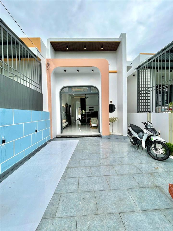 Nhà cấp 4 giá tốt cho anh chị tài chính 200 triệu nhận nhà ở ngay