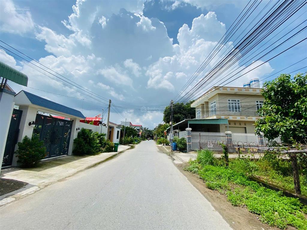 Cần bán gấp lô đất 200m2 mặt tiền nhựa thông vị trí vàng tại phường tân vĩnh hiệp