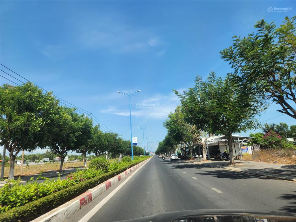 Bán đất 5,5x12m full thổ cư mặt tiền đường nguyễn văn linh, cách biển chỉ 500m