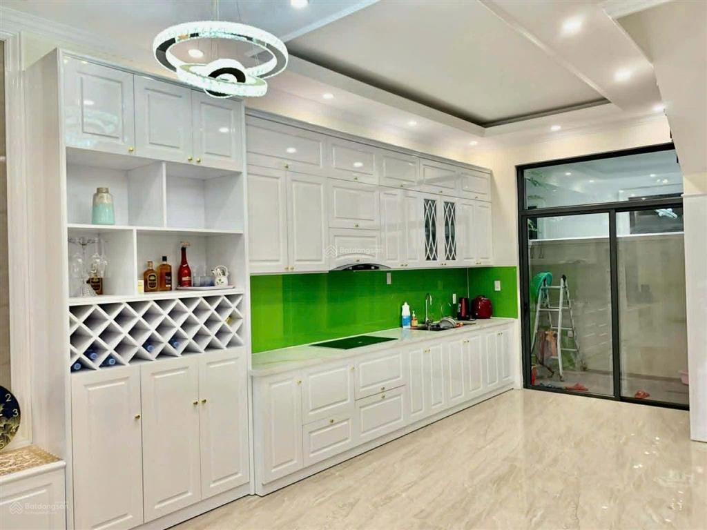 Cho thuê nguyên căn tại vinhomes marina giá siêu tốt