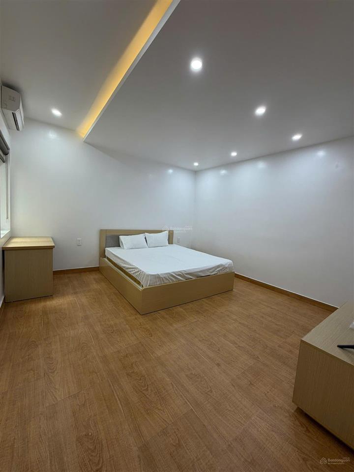 Cho thuê nguyên căn 9 ngủ khép kín ngay gần vinhomes marina