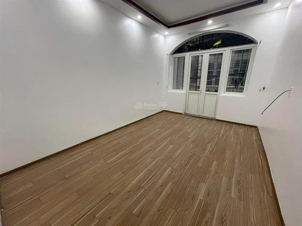 Cho thuê nhà trong ngõ lạch tray giá tốt