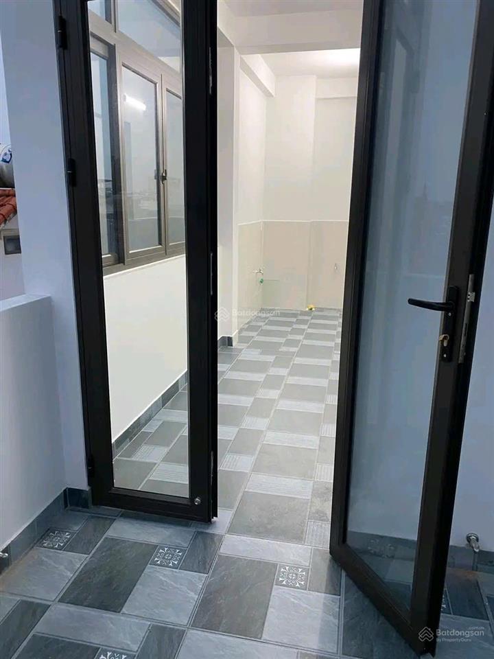Cho thuê nhà riêng 4 tầng xây mới ngõ lê lợi